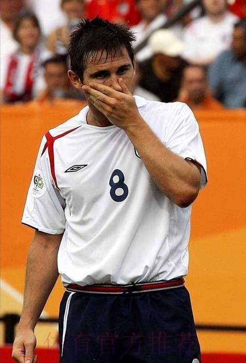 克劳奇：皇马进第二球前 马内被放倒应该吹犯规